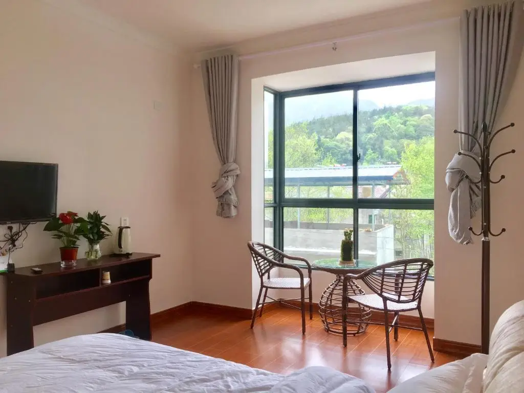 Мяньян: Mountain Scenery Guesthouse