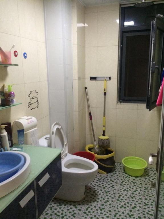 Nice Guest House In Zhonghai International Community — фото 1