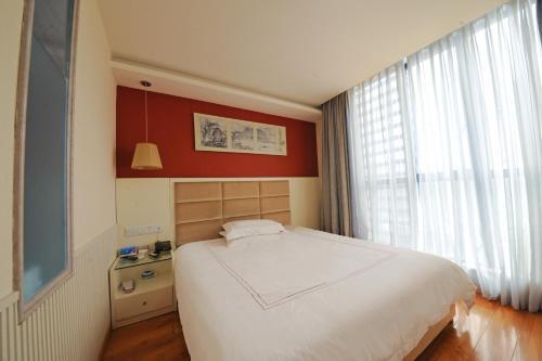 Чэнду: Xingfu 168 Inn (Chengdu East Station)