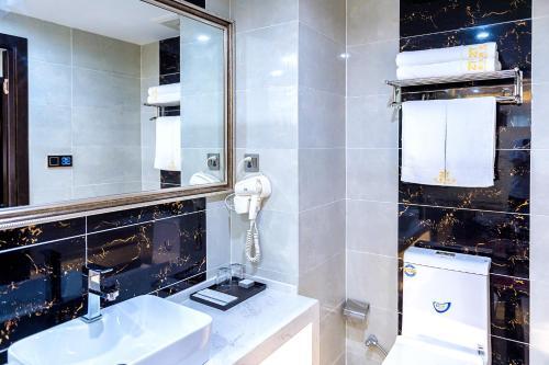 Чунцин: Chongqing Zhong Ting Apartment
