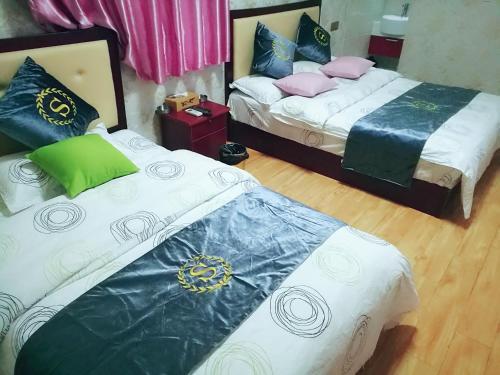 Нанкин: Nanjing Zhonghong Express Hotel