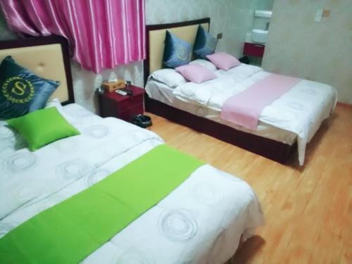 Нанкин: Nanjing Zhonghong Express Hotel