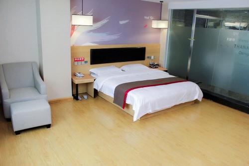 Цзеян: Thank Inn Chain Hotel Guangdong Jieyang Rongcheng District City Hall