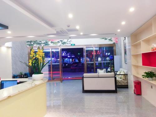 Цзеян: Thank Inn Chain Hotel Guangdong Jieyang Rongcheng District City Hall