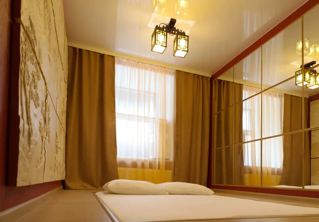 Москва: Love Hotel Trefen Belorusskay