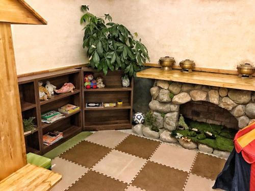 Deyishe Warm Night Lakeview Homestay — фото 1
