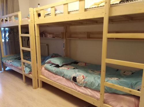 Сиань: Grade Nine Apartment