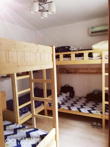 Сиань: Grade Nine Apartment