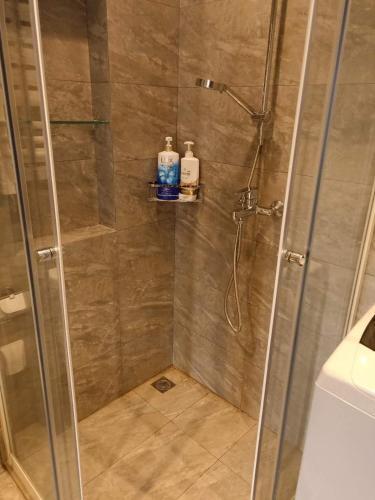 Пекин: Simple One Bedroom Guest House Near Capital Airport