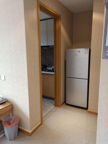 Пекин: Simple One Bedroom Guest House Near Capital Airport