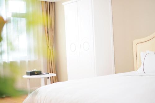 Цзинань: Bedom Apartments · High Tech Wanda, Jinan