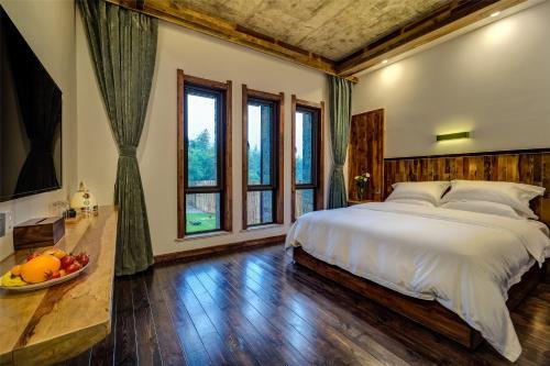 Хучжоу: Mogan Guizhu Shanju Homestay