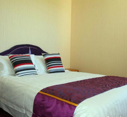 Пекин: Beijing Yijing Family Apartment