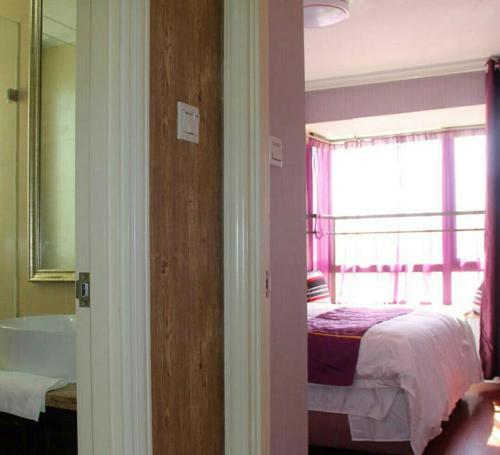 Пекин: Beijing Yijing Family Apartment
