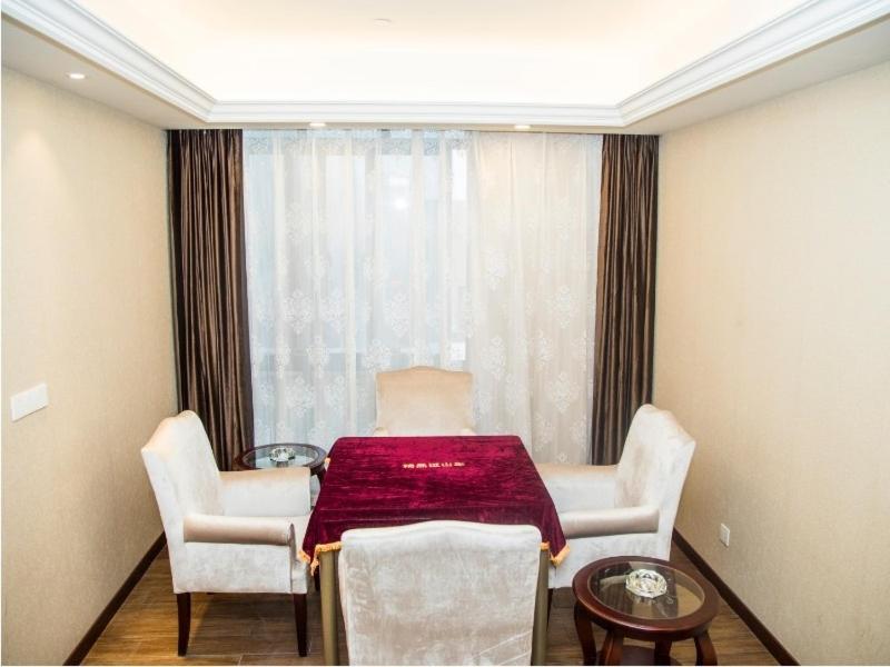 Ханчжоу: Vienna International Hotel(Hangzhou Xiasha University City)