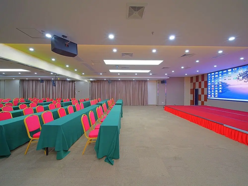 Фошань: Borrman Hotel Foshan Lishui Heshun