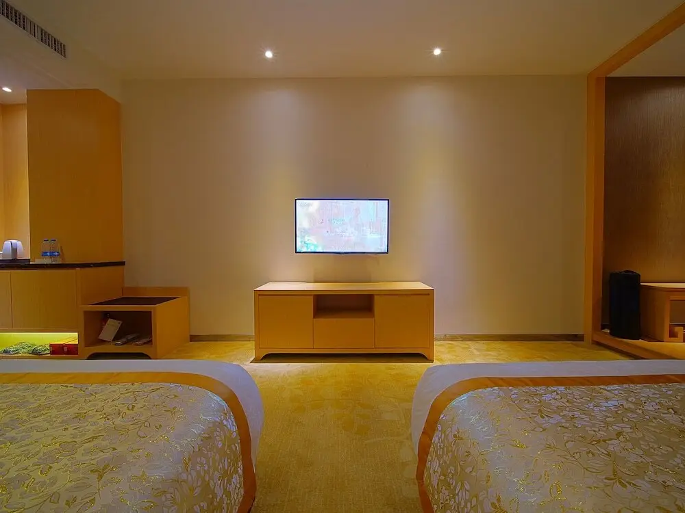 Фошань: Borrman Hotel Foshan Lishui Heshun