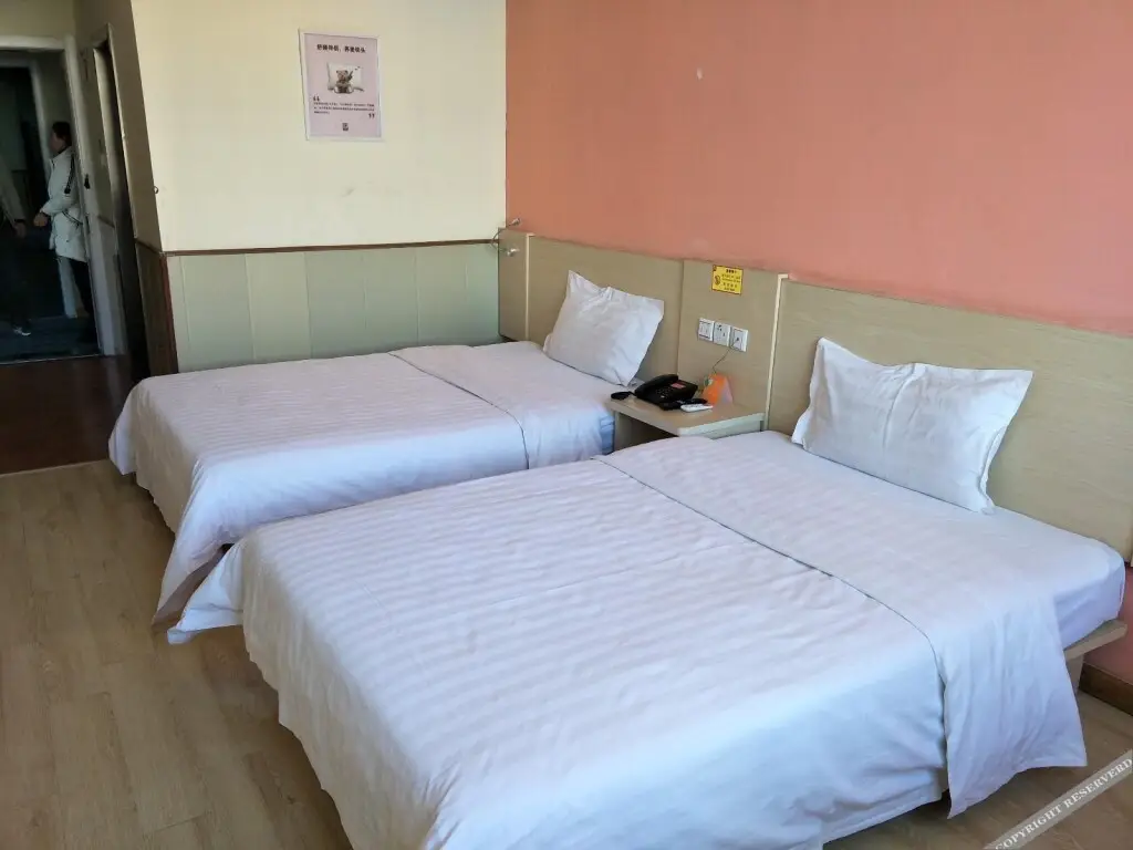 Хецзе: 7 Days Inn·Yuncheng Jinhe Road