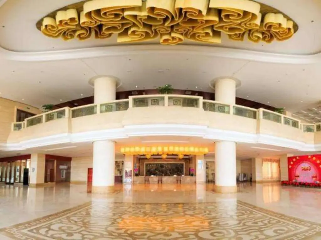 Jinli International Hotel (Dawu store) — фото 1