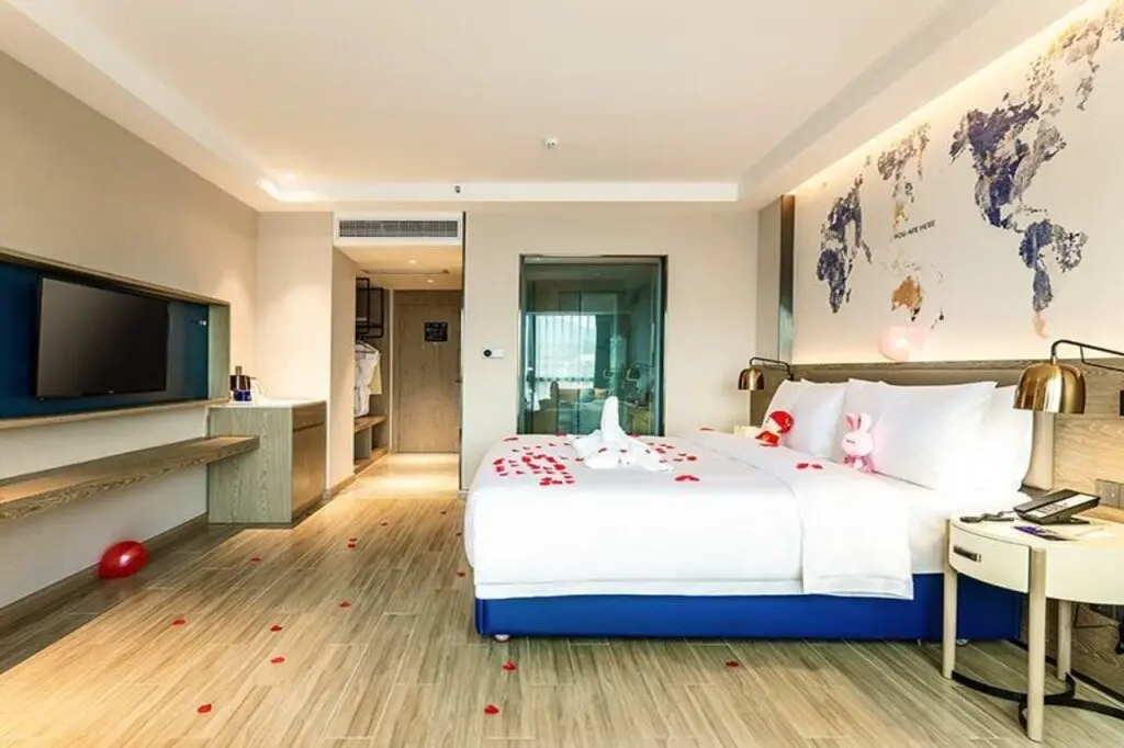 Шэньчжэнь: Kyriad Marvelous Hotel·Shenzhen Linheng Plaza Liuyue Metro Station