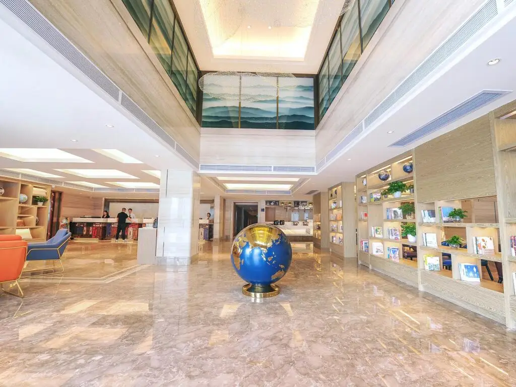 Шэньчжэнь: Kyriad Marvelous Hotel·Shenzhen Linheng Plaza Liuyue Metro Station