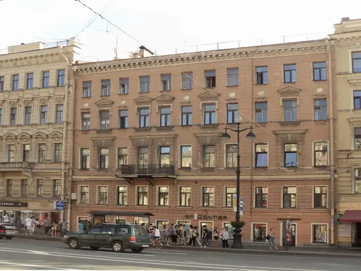Санкт-Петербург: ProstoKvartirki na Nevskom 75
