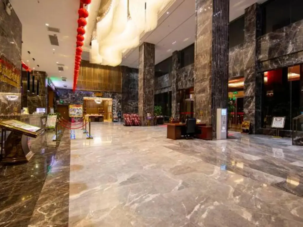 Байсе: Lingyun Zhuangzhi Lingyun International Hotel