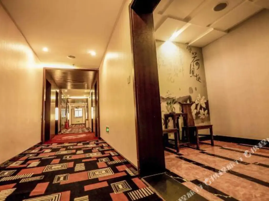 Дуюн: iu Hotel (Duyun Grand Cross Shiban Street)