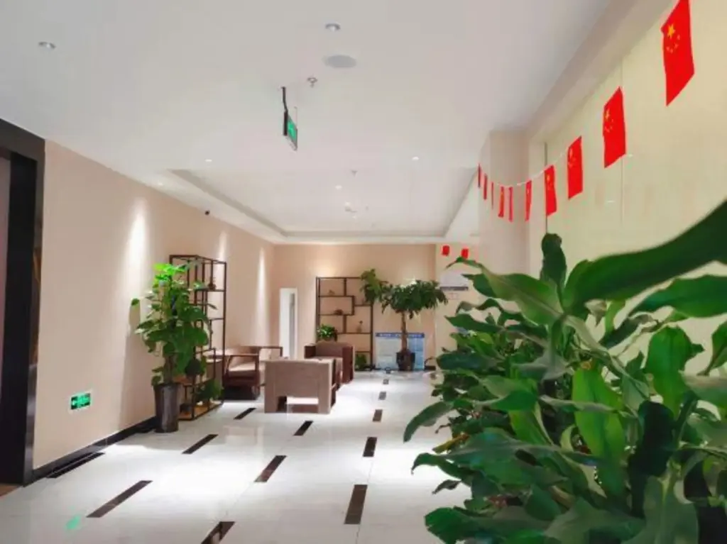 Чэнду: Elan Light Hotel (Dujiangyan Sunac Cultural Tourism City)
