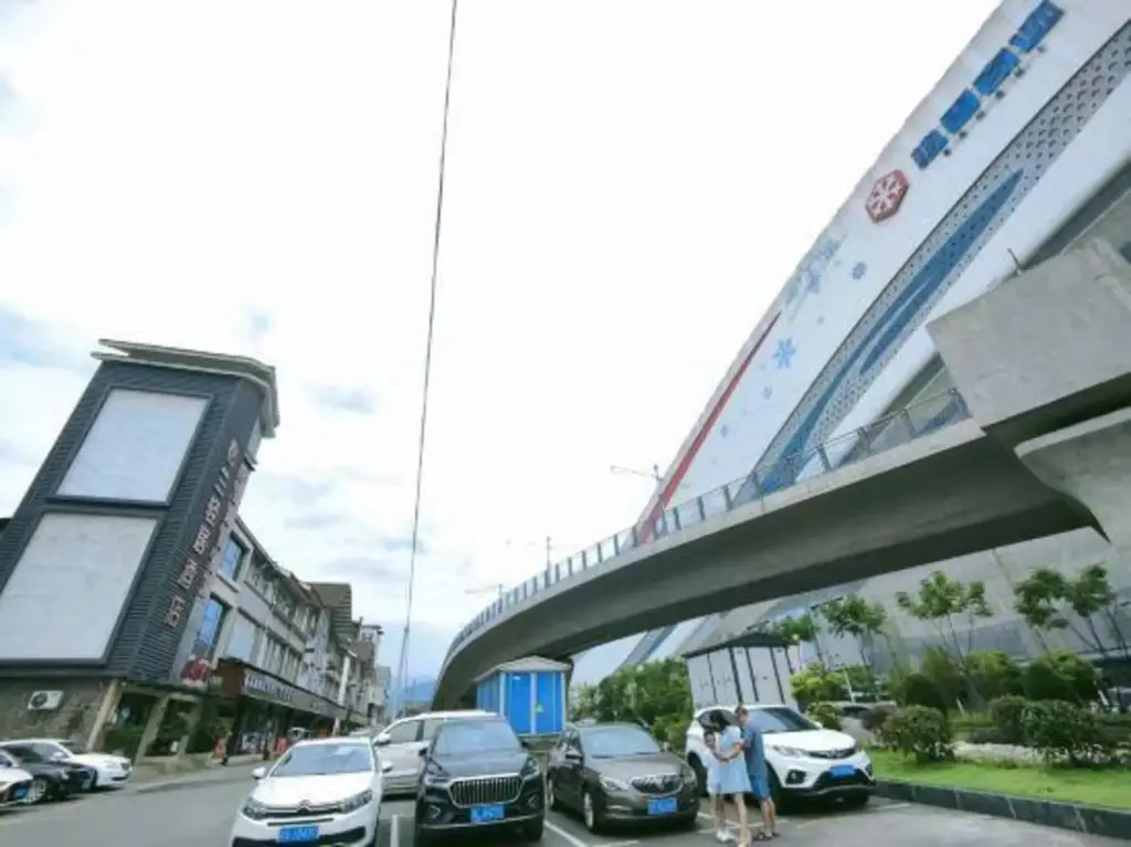Чэнду: Elan Light Hotel (Dujiangyan Sunac Cultural Tourism City)