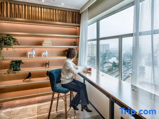 Чжанцзяган: Auraya By Suning (Zhangjiagang Pedestrian Street Mambat Plaza Hotel))
