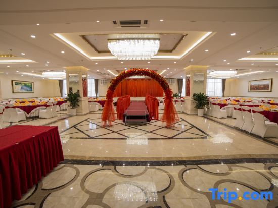 Паньшуй: Pu'an Hotel