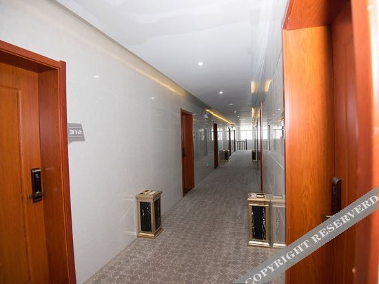 Сюйчжоу: π Hotel  （16k store  yangtun   economic  development  zone  peixian  county）