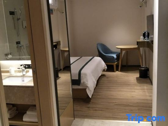 Юньфу: City Comfort Inn (Yunfu Yu'nan Ducheng)