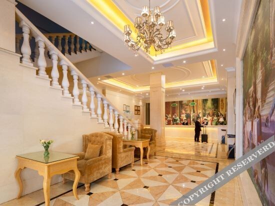 Чунцин: Vienna Hotel (Chongqing Shizhu Stadium)