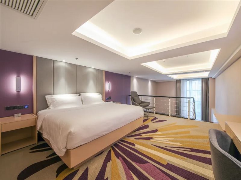 Ухань: Li Feng Hotel (Wuhan Jinyinhu store)