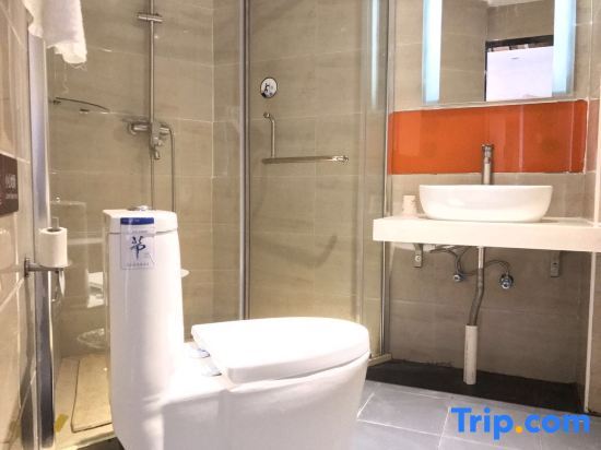 Пекин: 7 Days Premium Hotel (Beijing Yizhuang Majuqiao Liandong U Valley)
