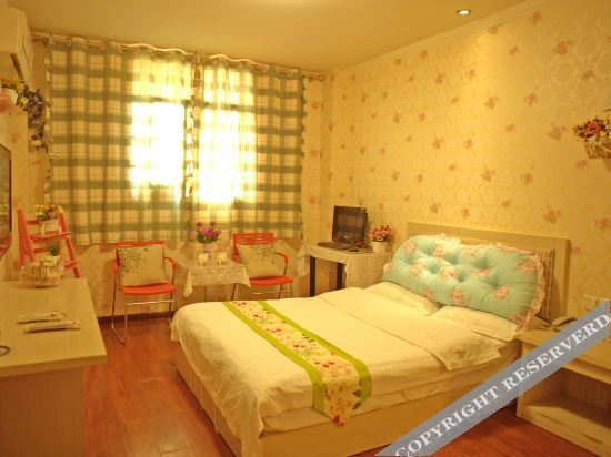 Лючжоу: New Concept Hotel (Victory Barbecue City RT-Mart)