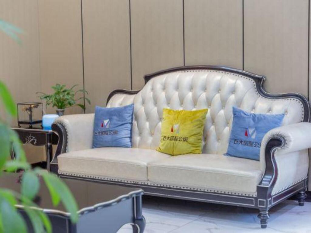 Гуанчжоу: Juda International Apartment Huijiang Metro Station