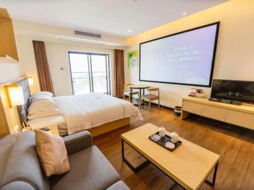 Гуанчжоу: Juda International Apartment Huijiang Metro Station