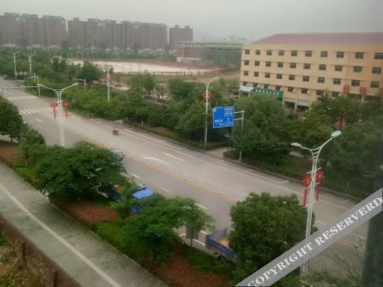 Интань: Yihe Chain Hotel (Yujiang Railway Station Branch)