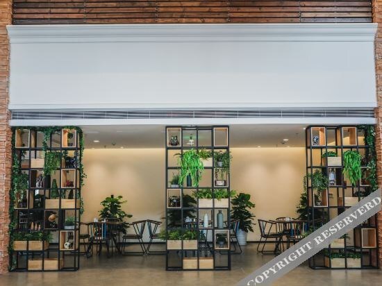 Dongcheng Yahe Xiaozhen Hotel — фото 1