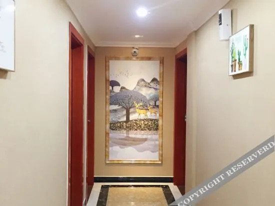 Чэнду: YueLai Apartment