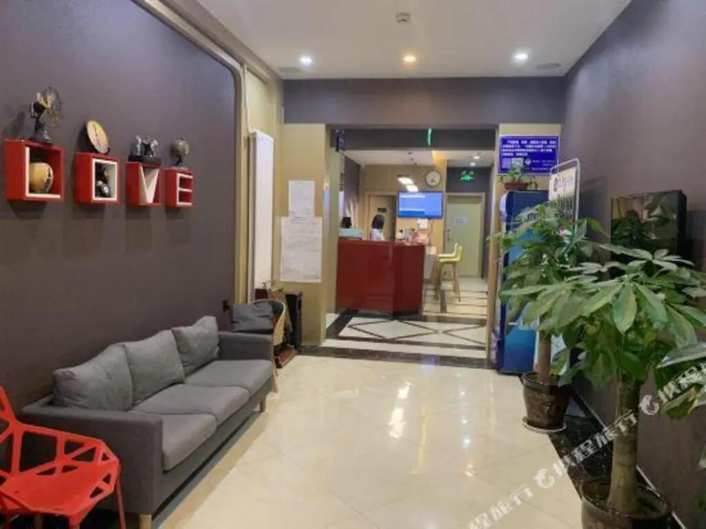 Дежоу: Thank Hotel （Ginza store, Zhongxing Road, Lingcheng, Dezhou）