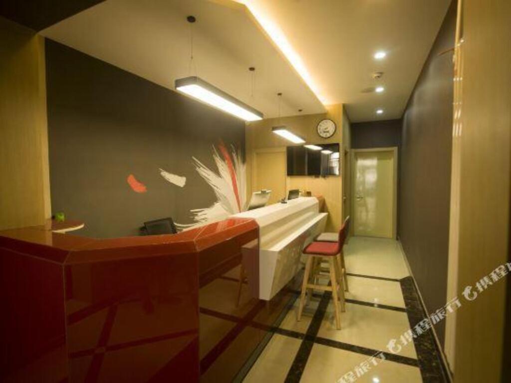 Дежоу: Thank Hotel （Ginza store, Zhongxing Road, Lingcheng, Dezhou）