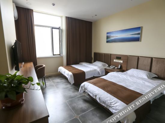 Янцюань: zining express hotel