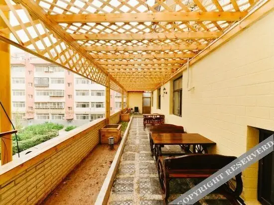 Шицзячжуан: YibaijiHotel(PingshanWentangStore)