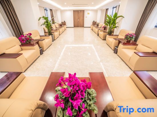 Бенгбу: Fengyang Xinmilan International Business Hotel