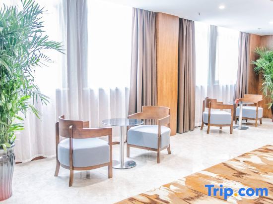 Бенгбу: Fengyang Xinmilan International Business Hotel