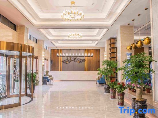 Бенгбу: Fengyang Xinmilan International Business Hotel